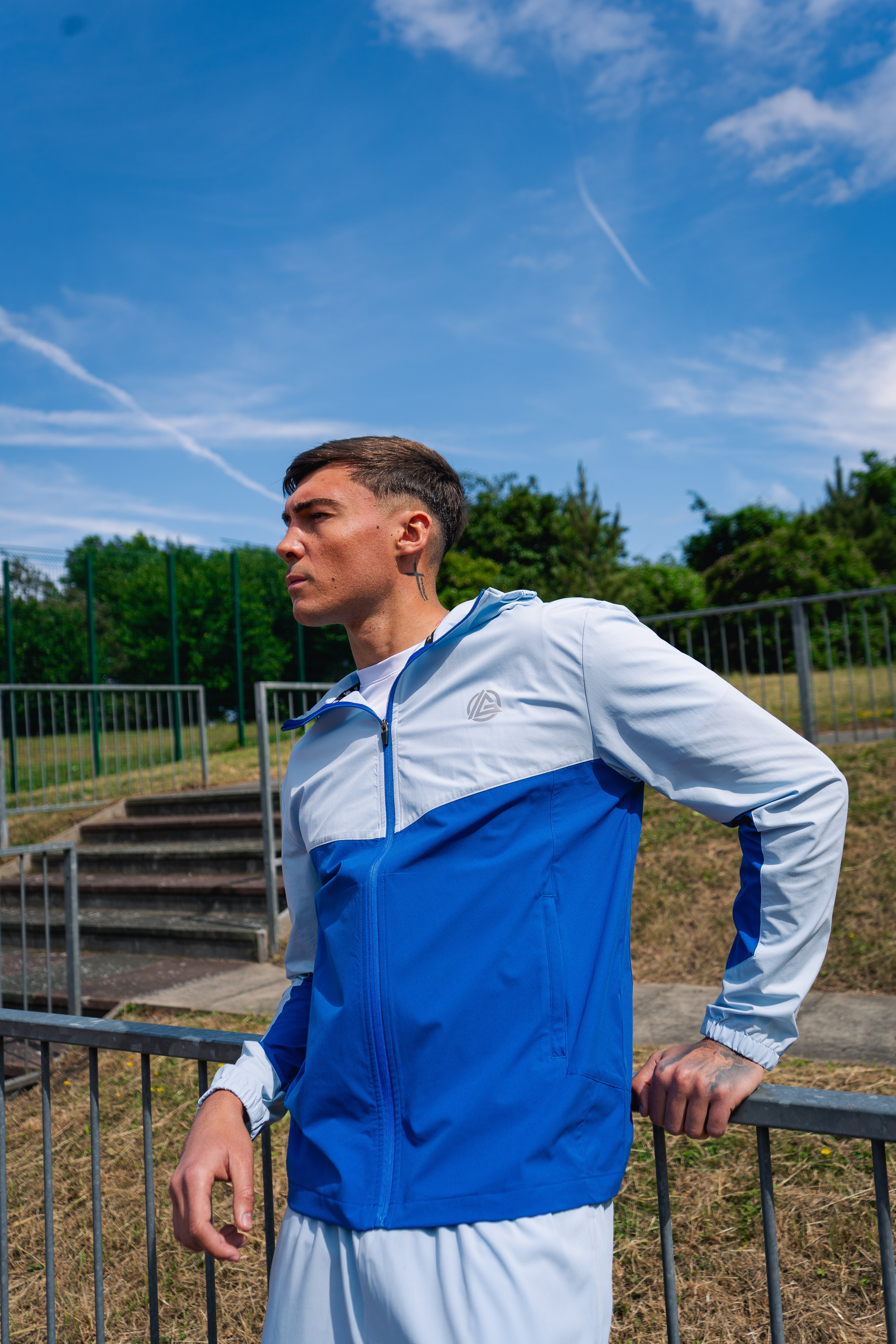 Surge 1.0 Jacket - Arctic/Royal Blue