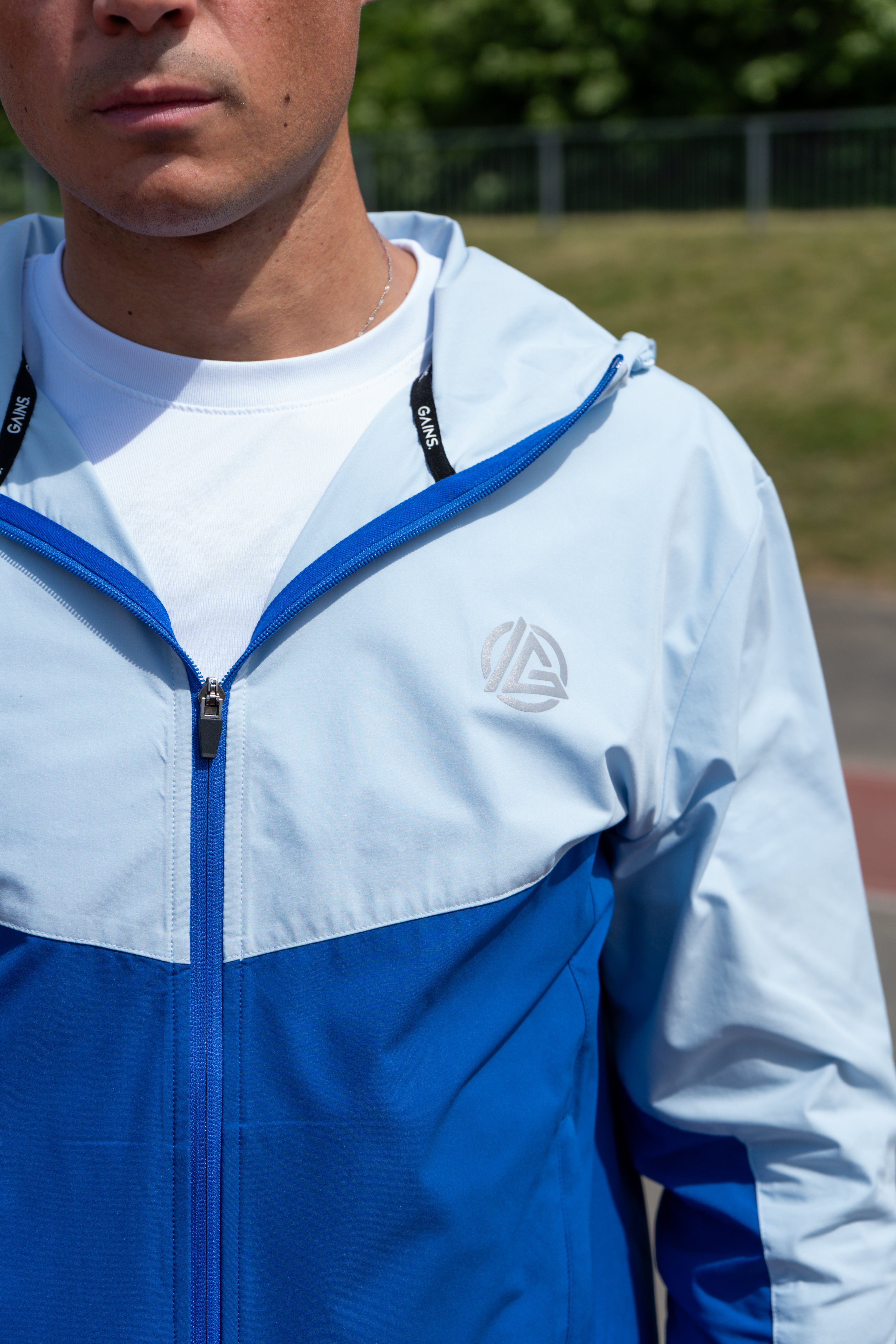 Surge 1.0 Jacket - Arctic/Royal Blue